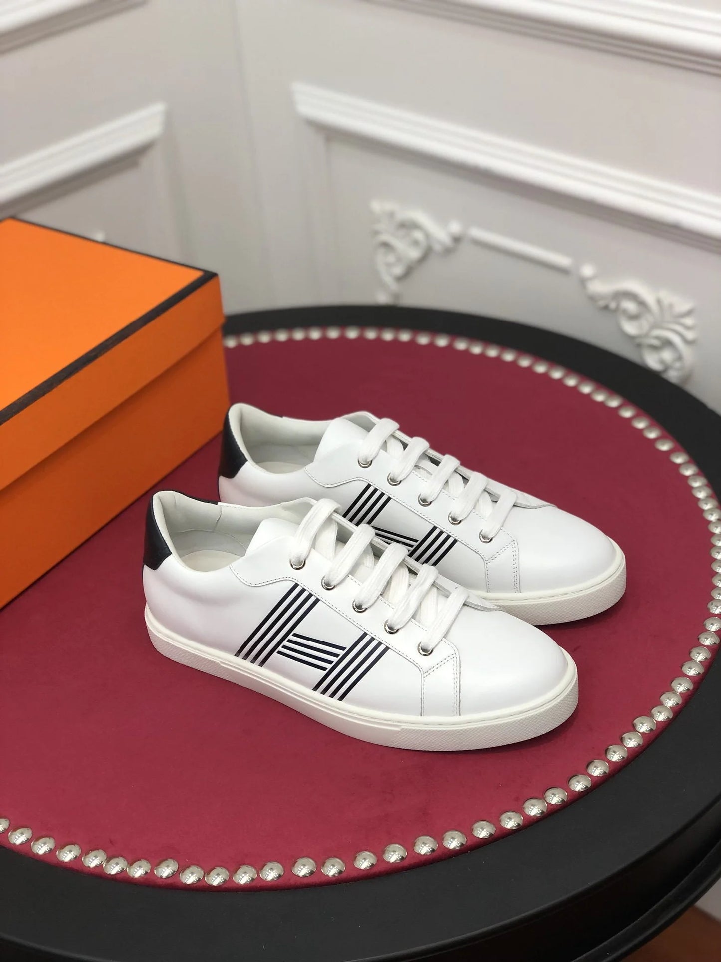 HERMES SNEAKER