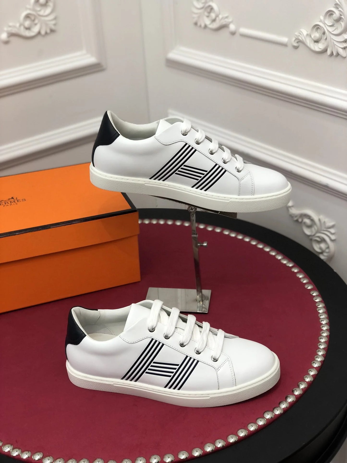 HERMES SNEAKER