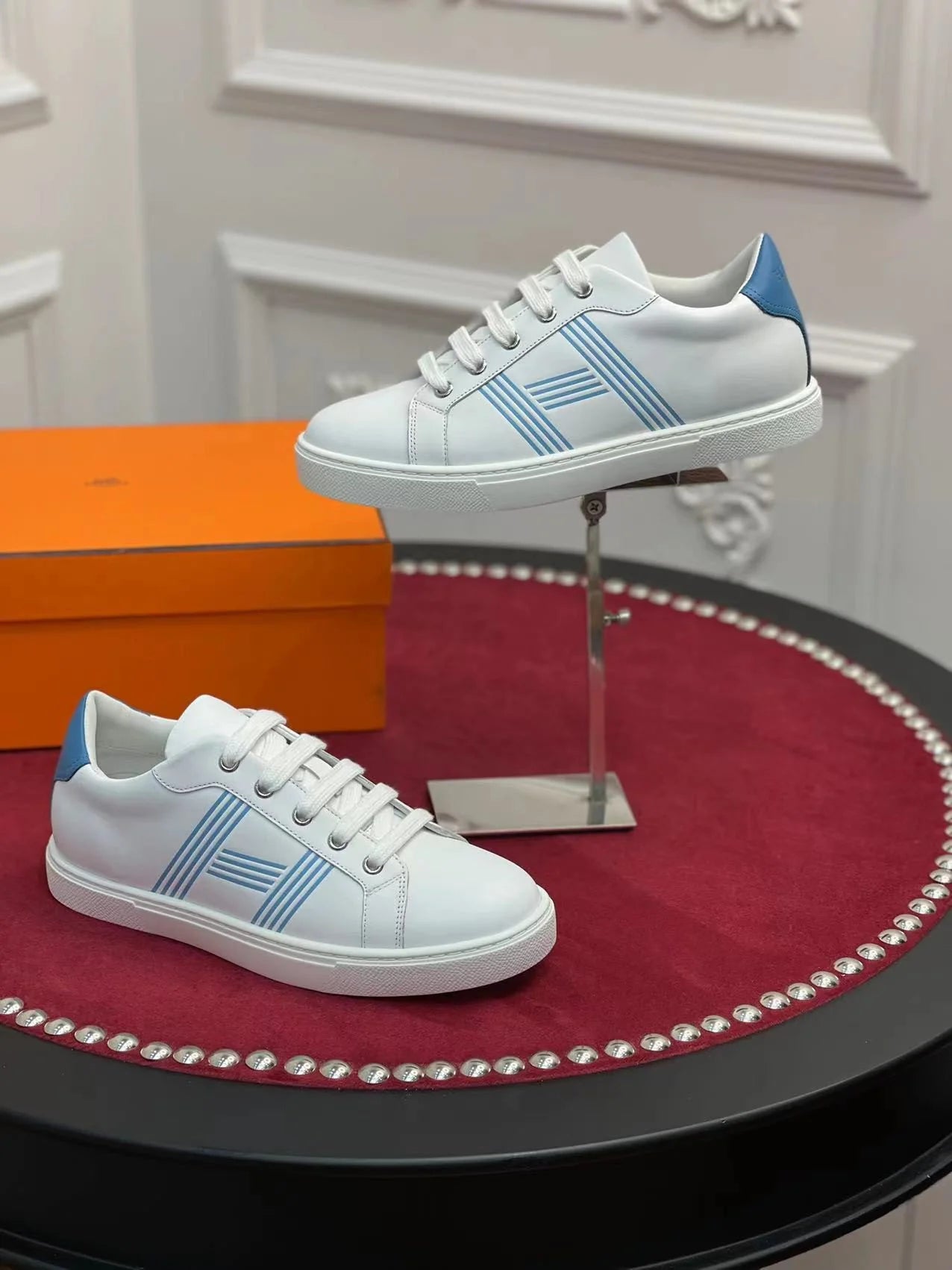 HERMES SNEAKER