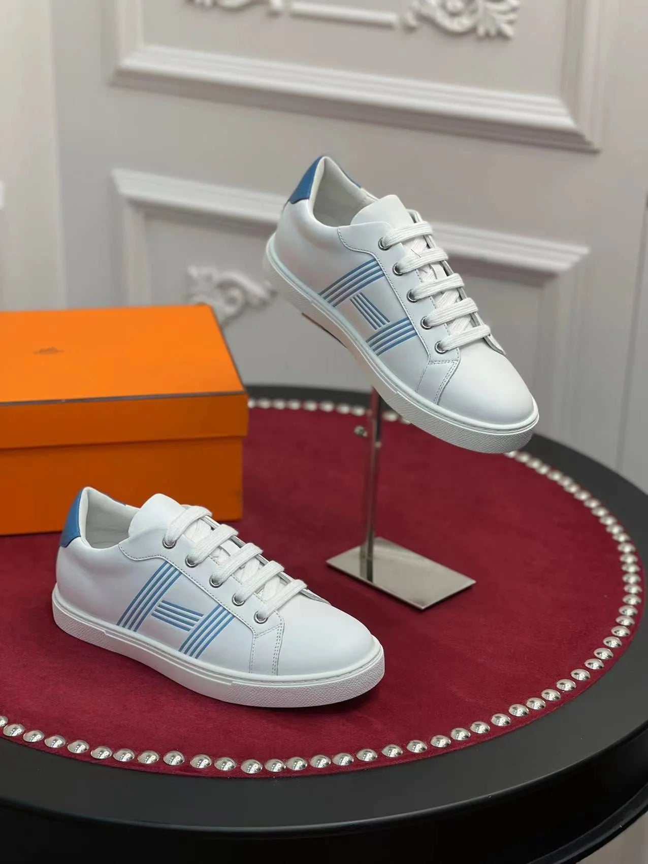 HERMES SNEAKER