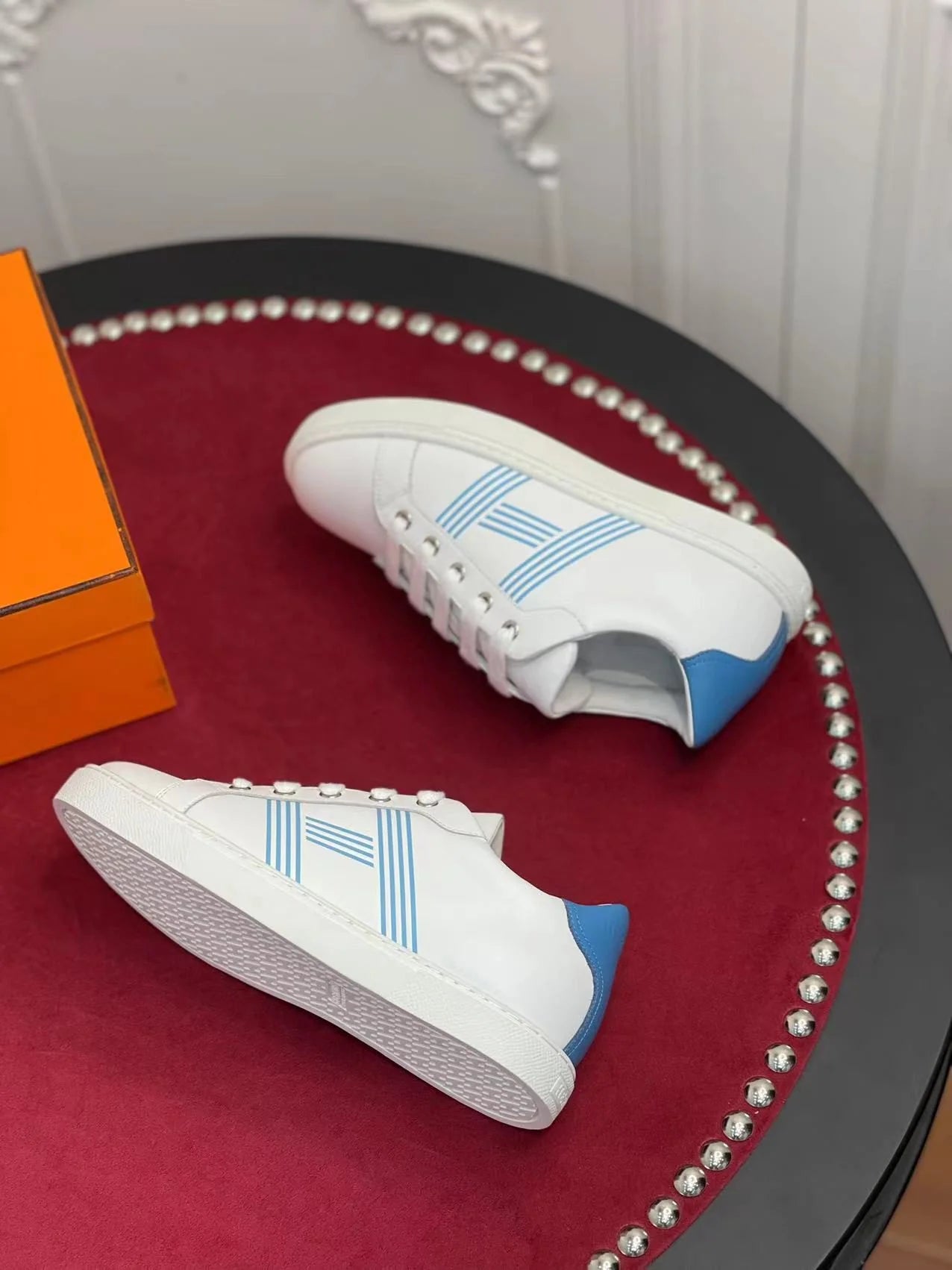 HERMES SNEAKER