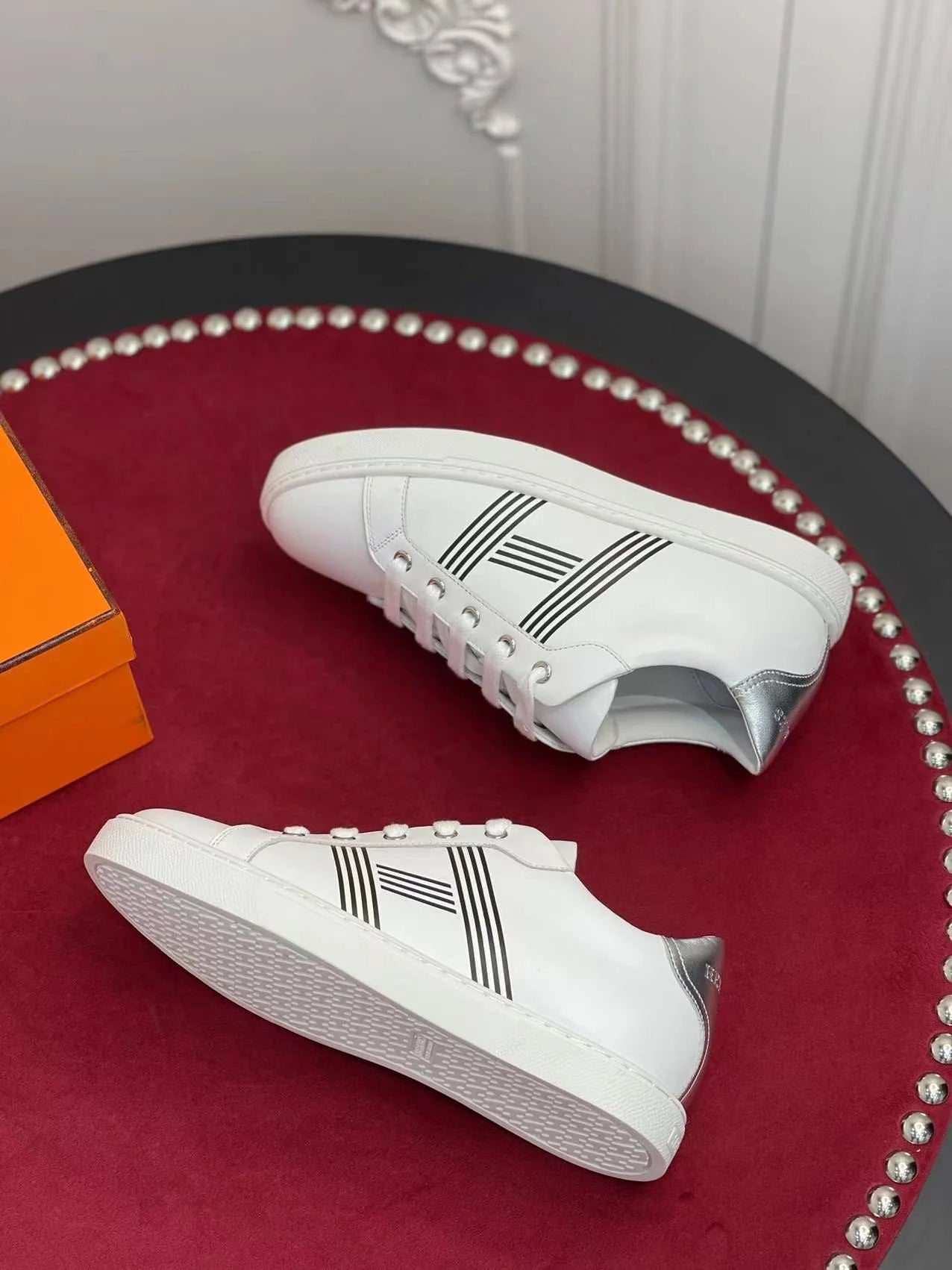 HERMES SNEAKER