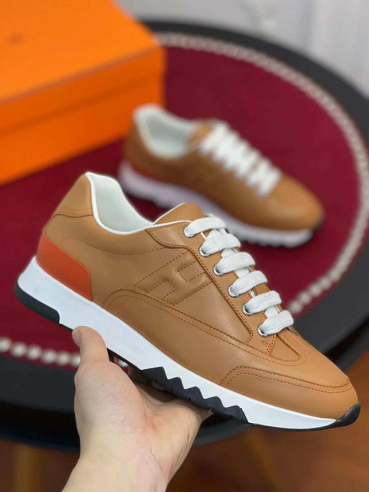 HERMES SNEAKER