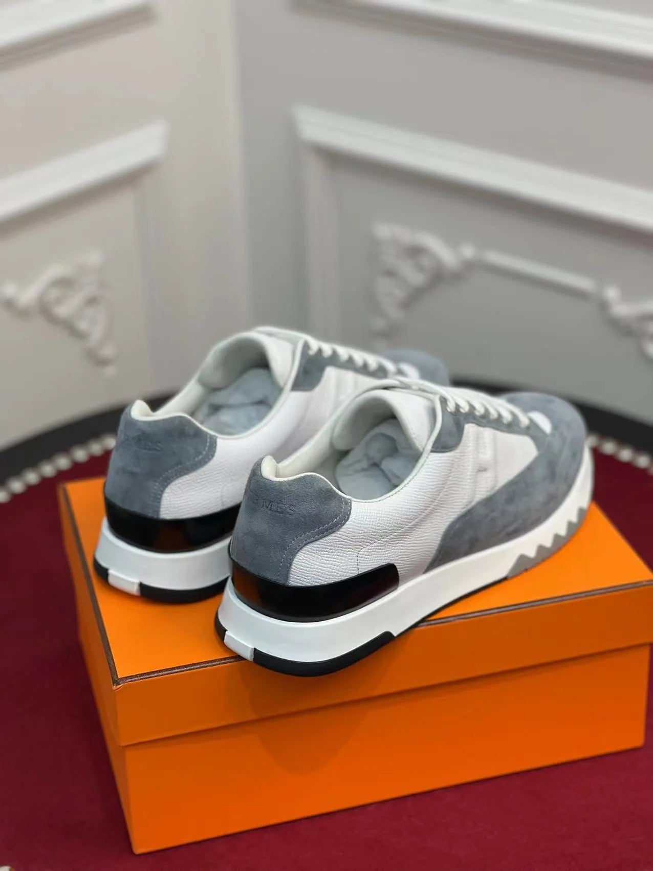 HERMES SNEAKER