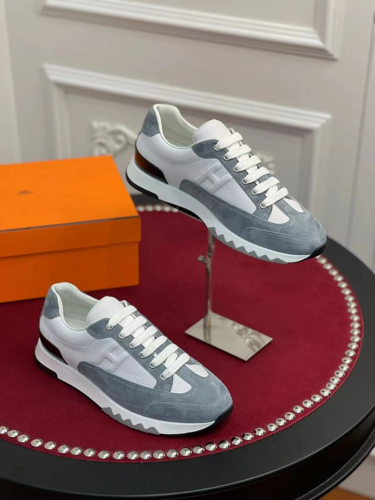 HERMES SNEAKER