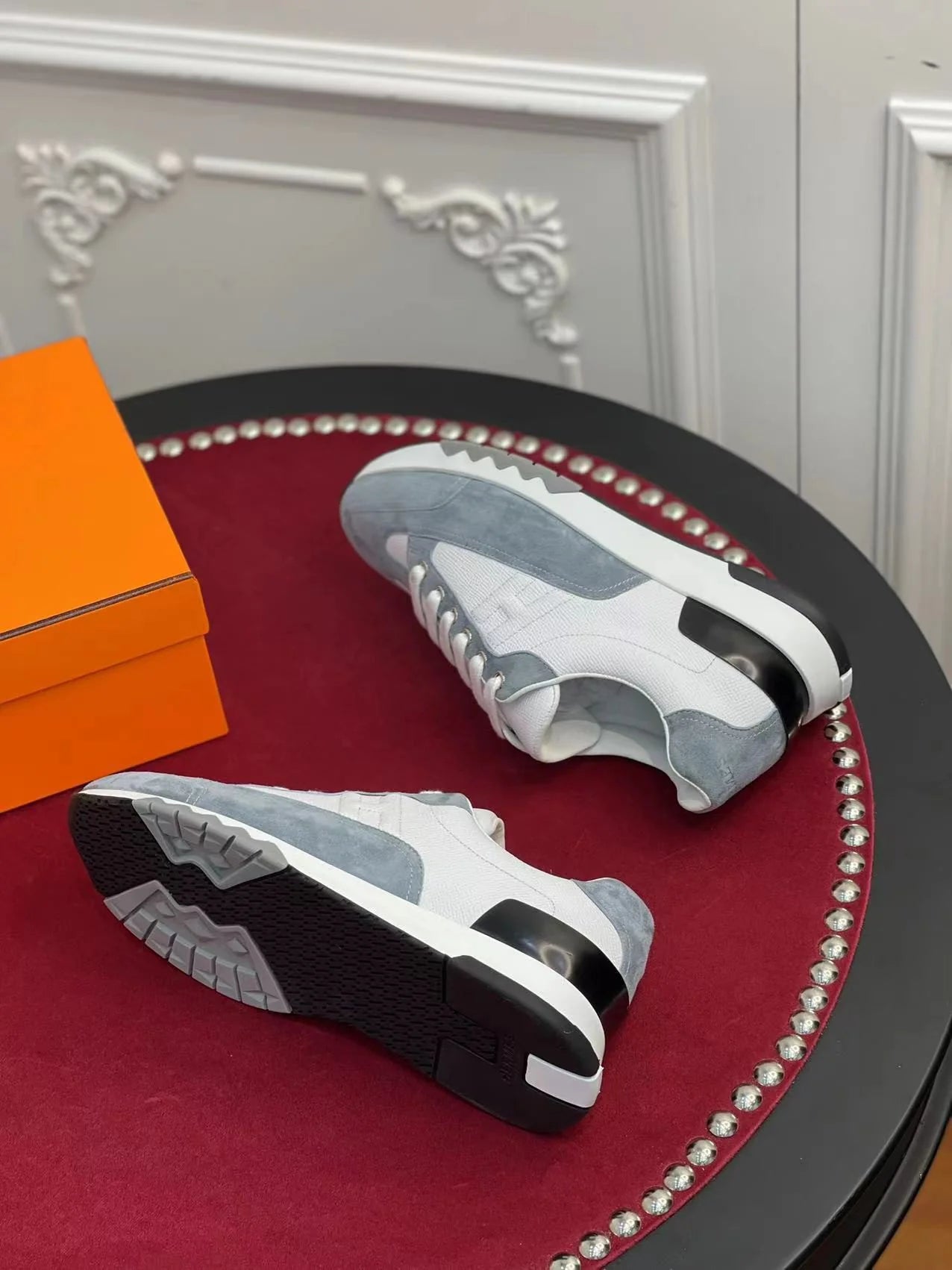 HERMES SNEAKER
