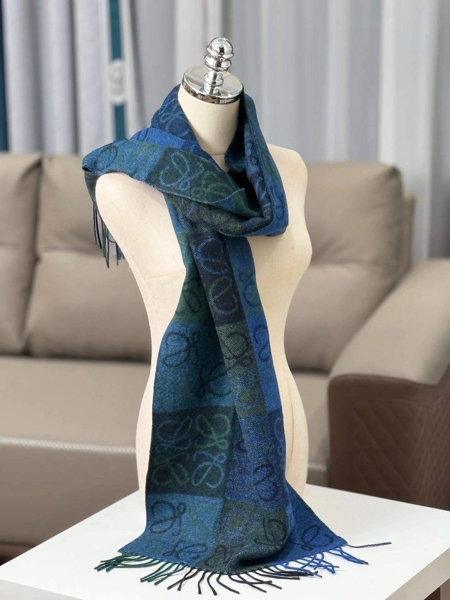 LOEWE SCARF