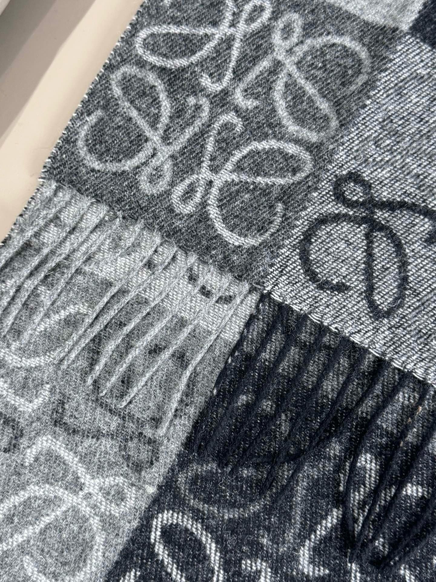 LOEWE SCARF