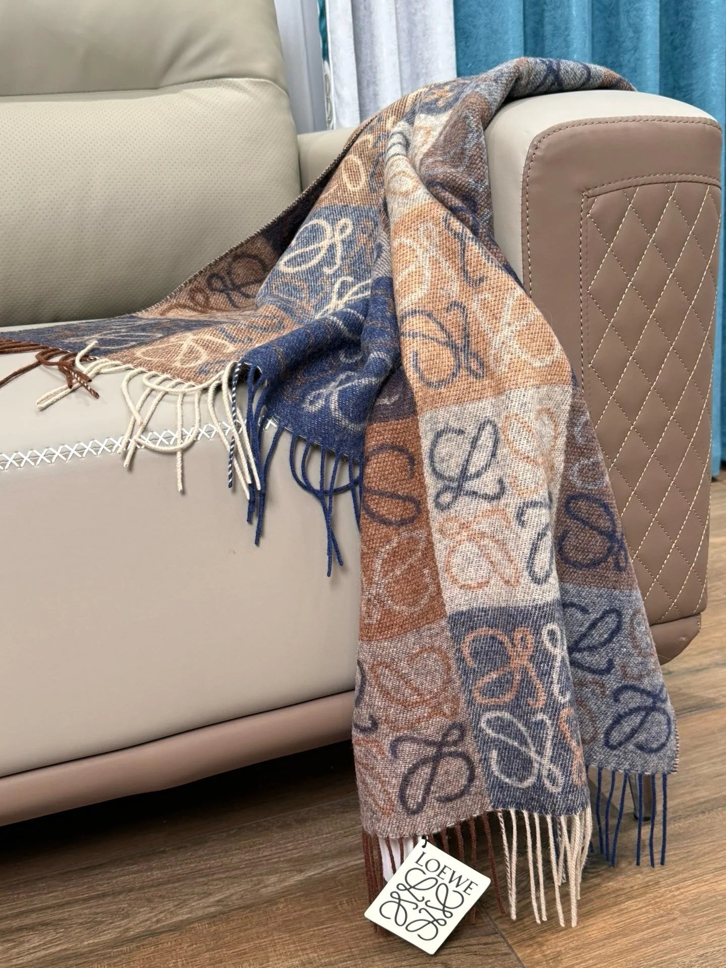 LOEWE SCARF