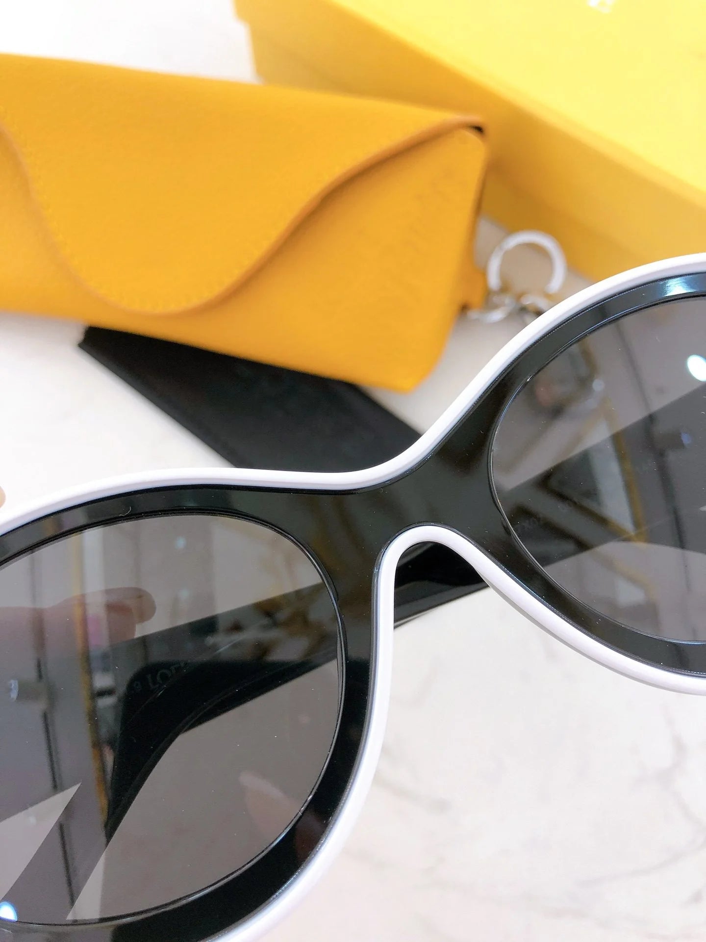 LOEWE SUNGLASSES