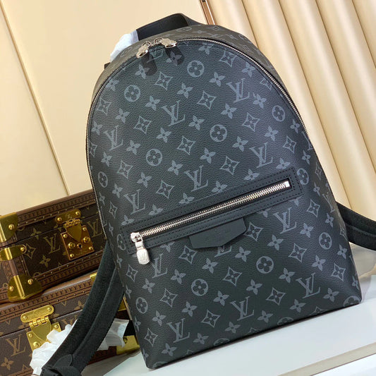 LV BAG M