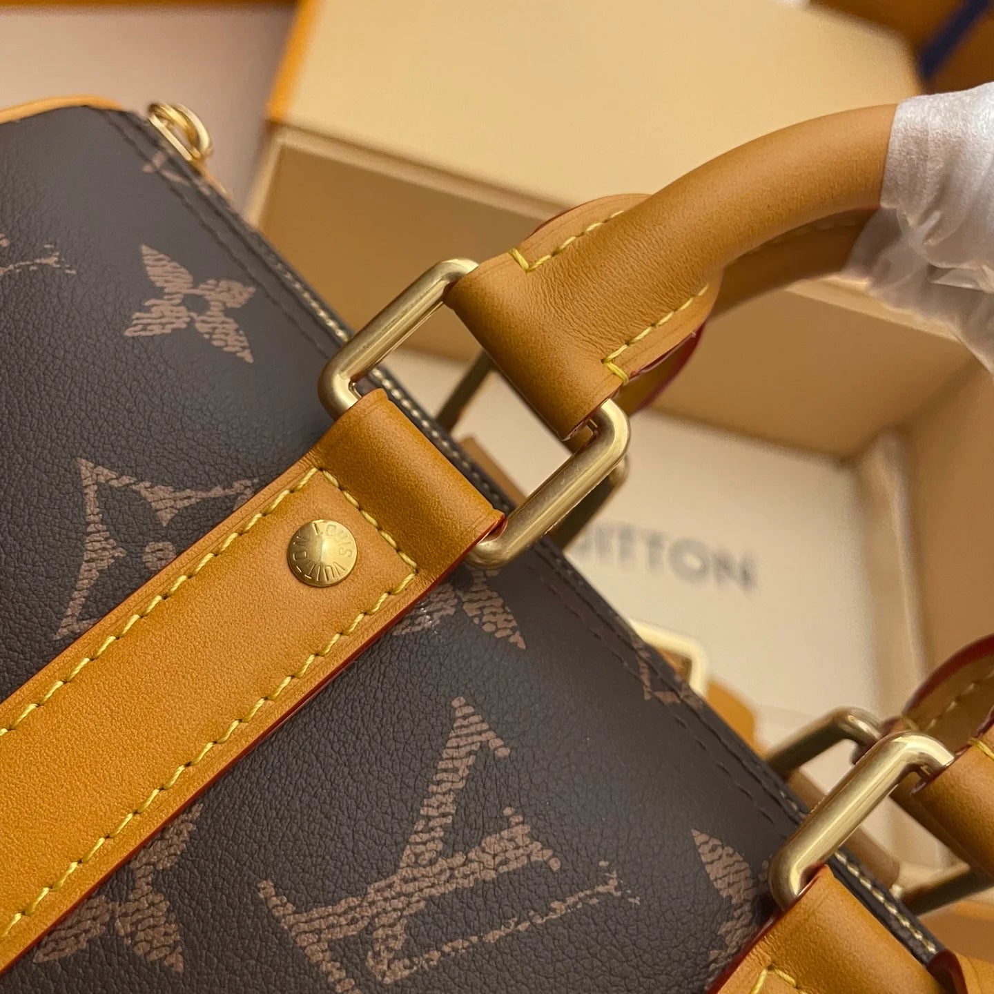 LV BAG M
