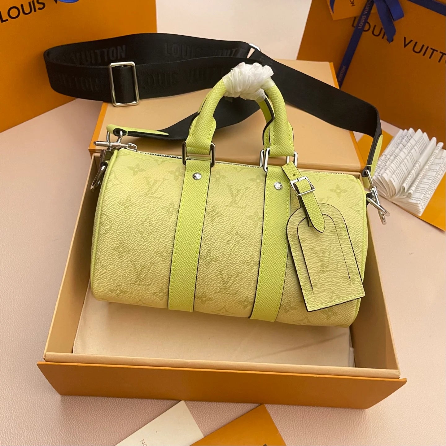 LV BAG M14078