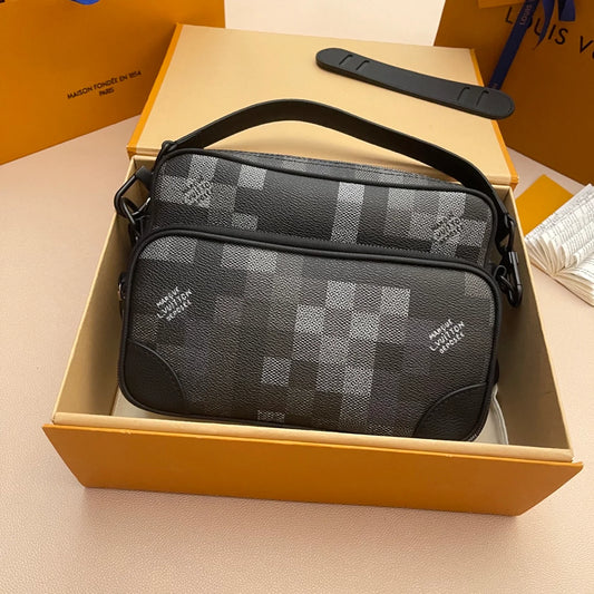 LV BAG M