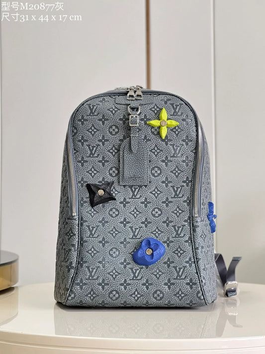 LV BAG M