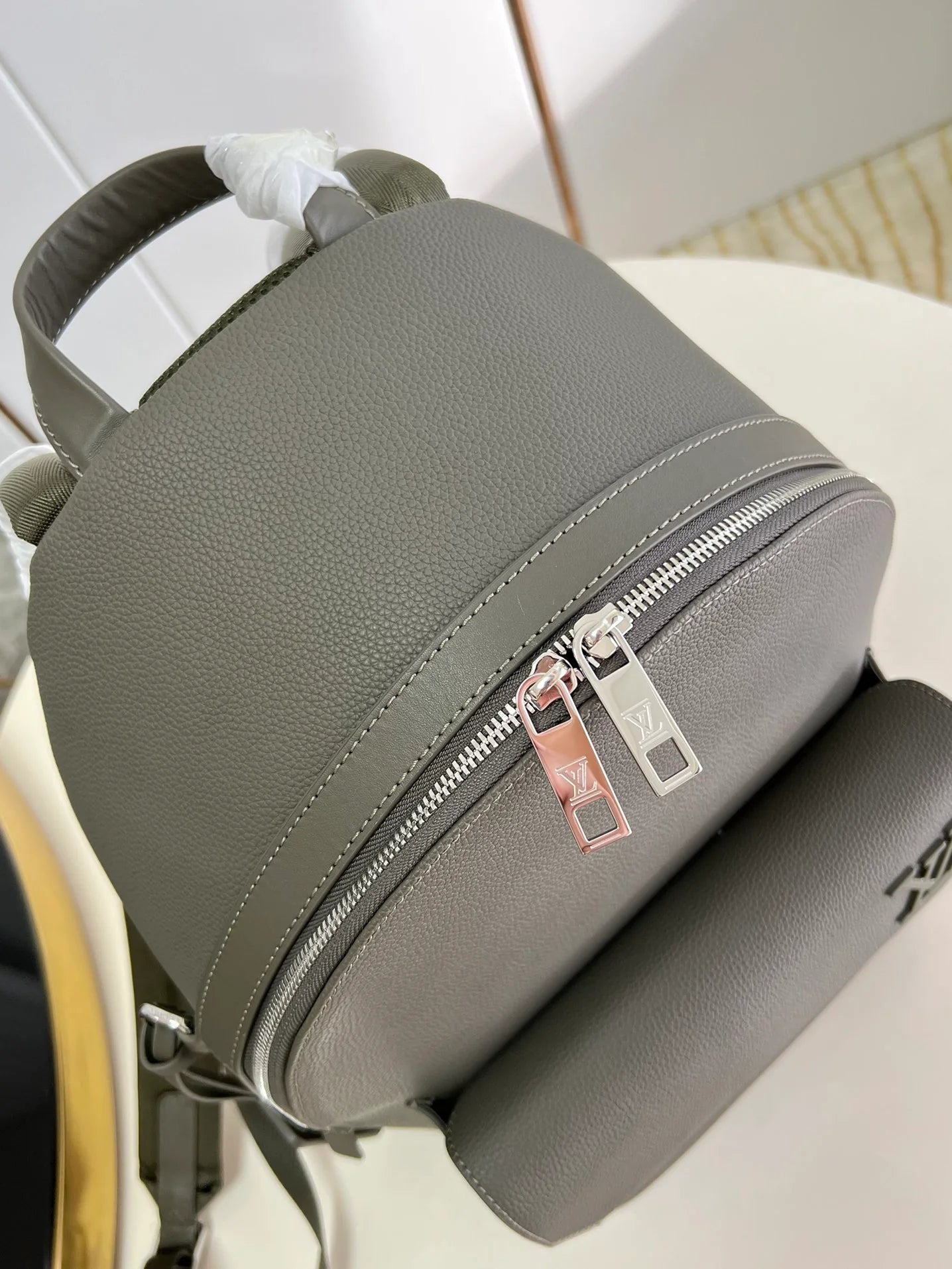 LV BAG M