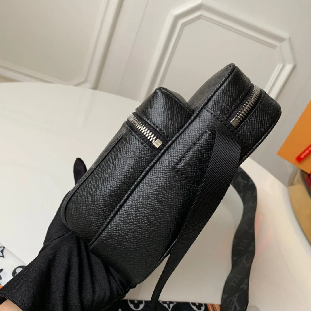 LV BAG M