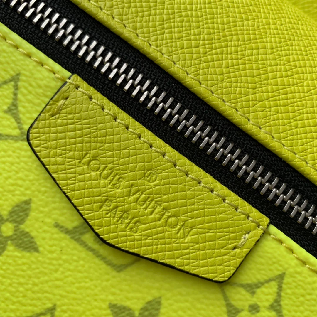 LV BAG M
