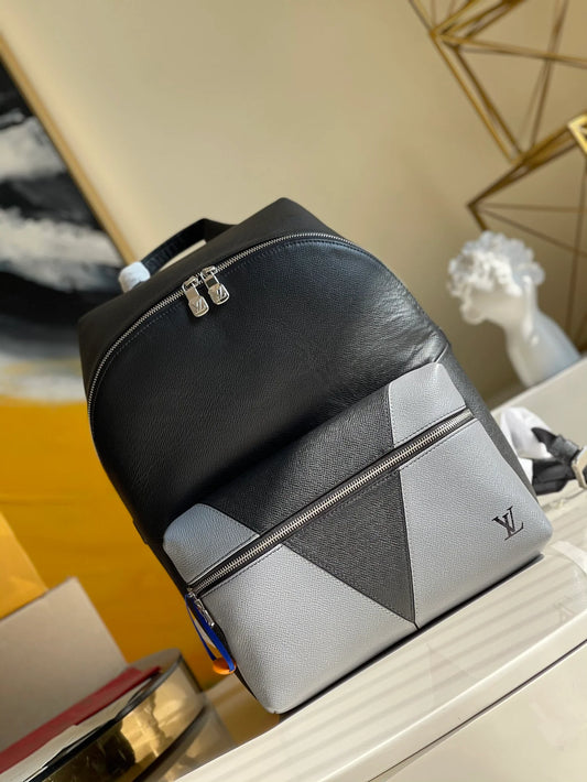 LV BAG M