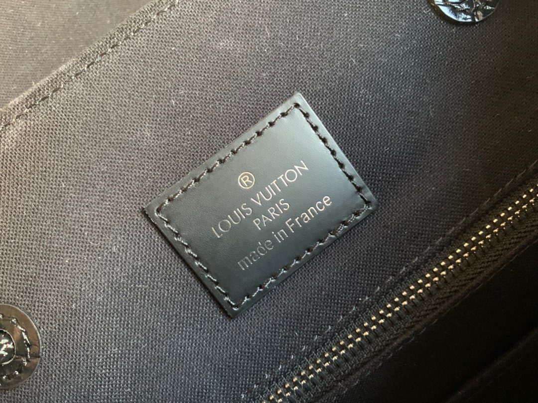 LV BAG M41379