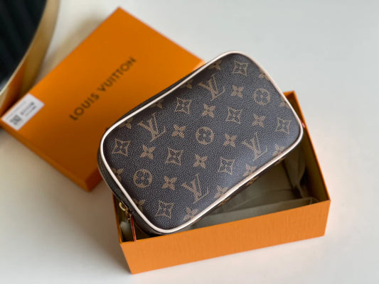 LV BAG M43383