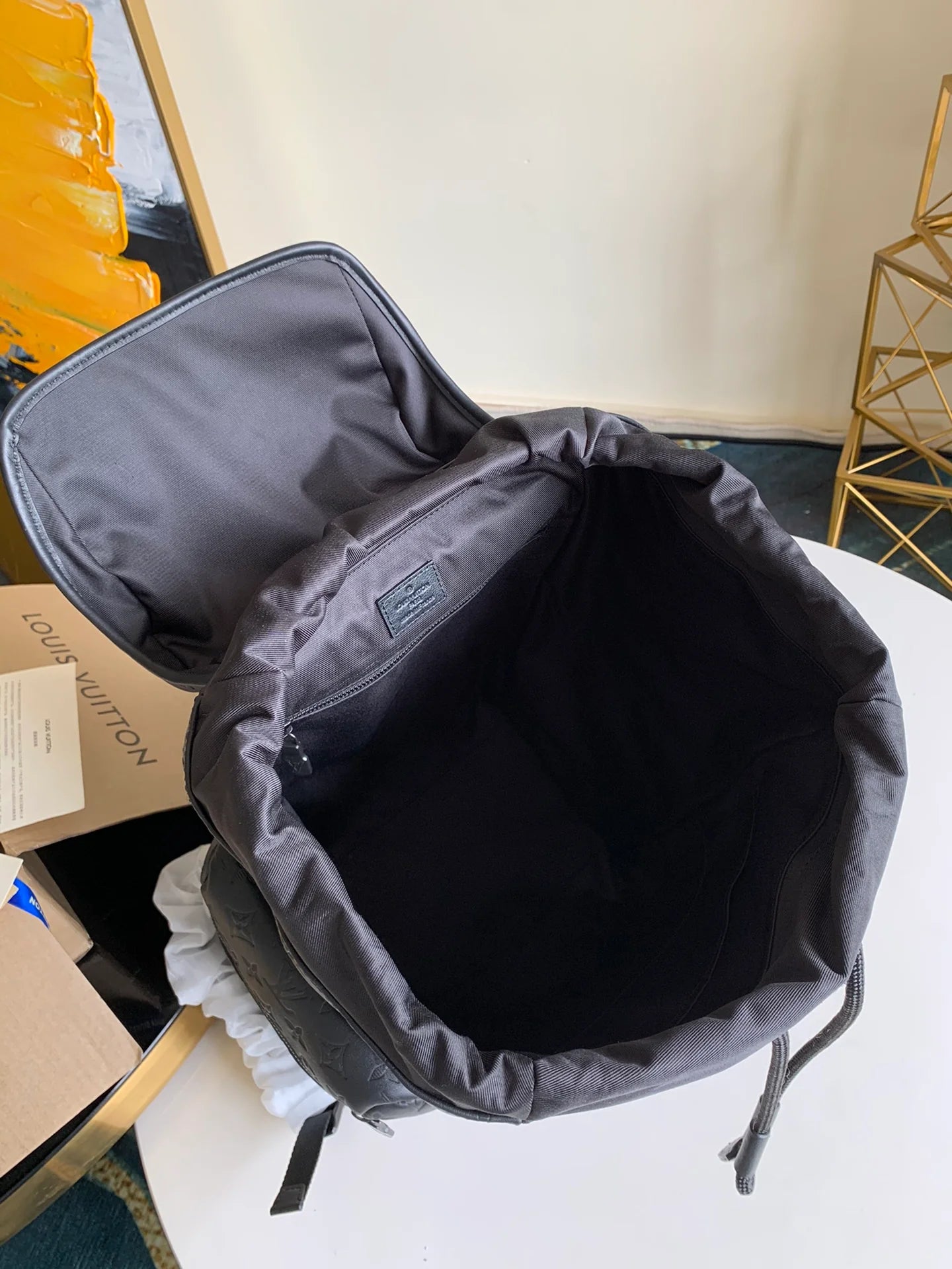 LV BAG M