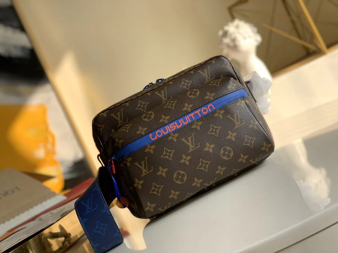 LV BAG M43843