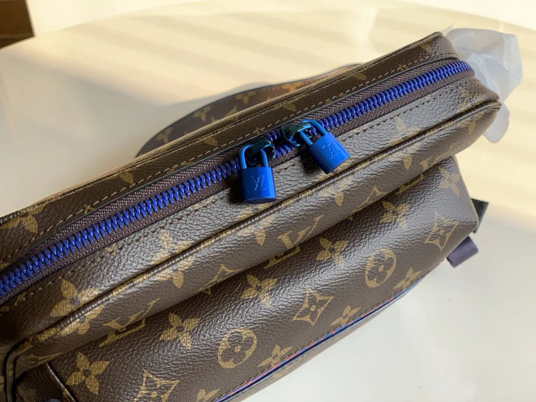 LV BAG M43843
