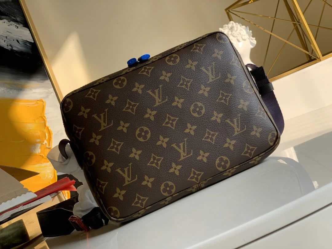 LV BAG M43843