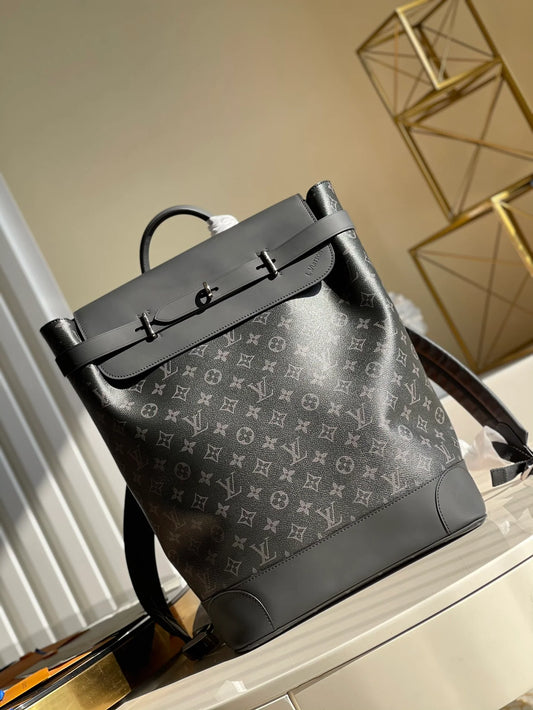 LV BAG M