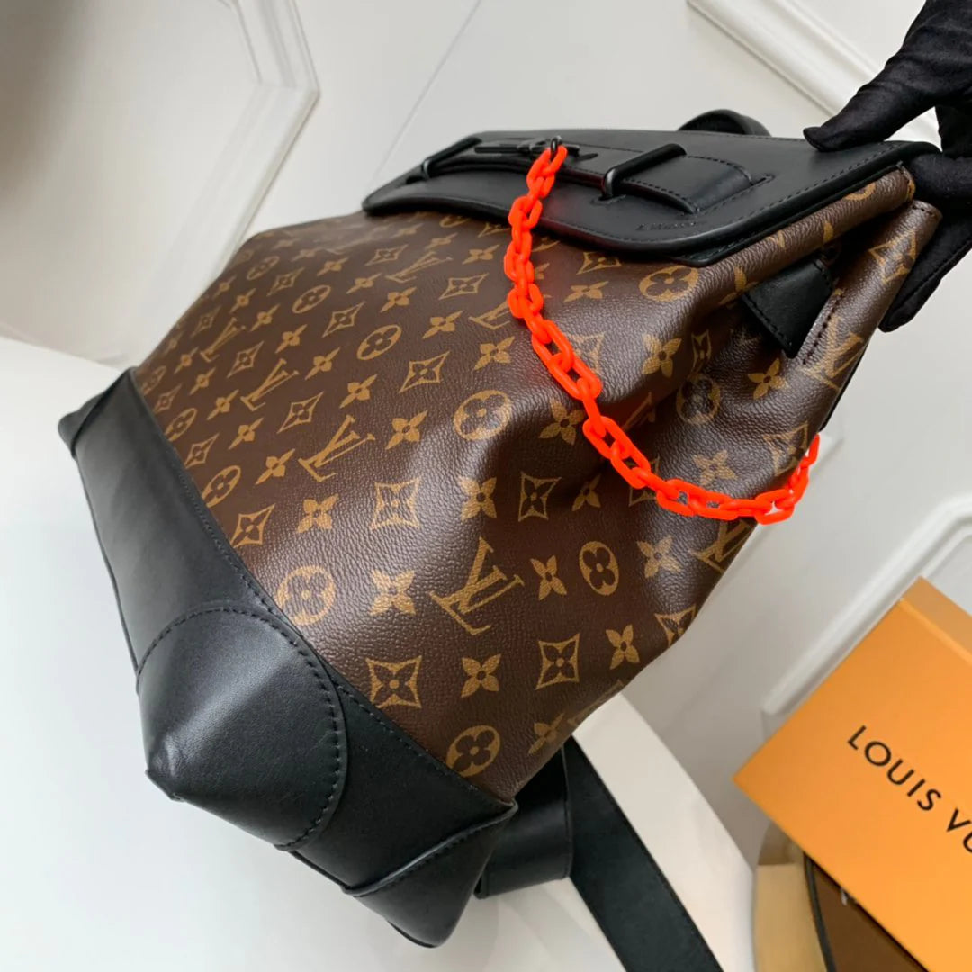 LV BAG M