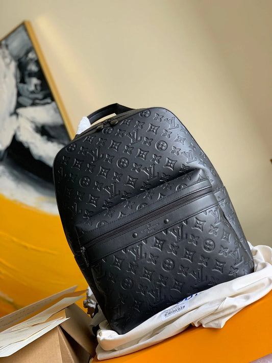 LV BAG M