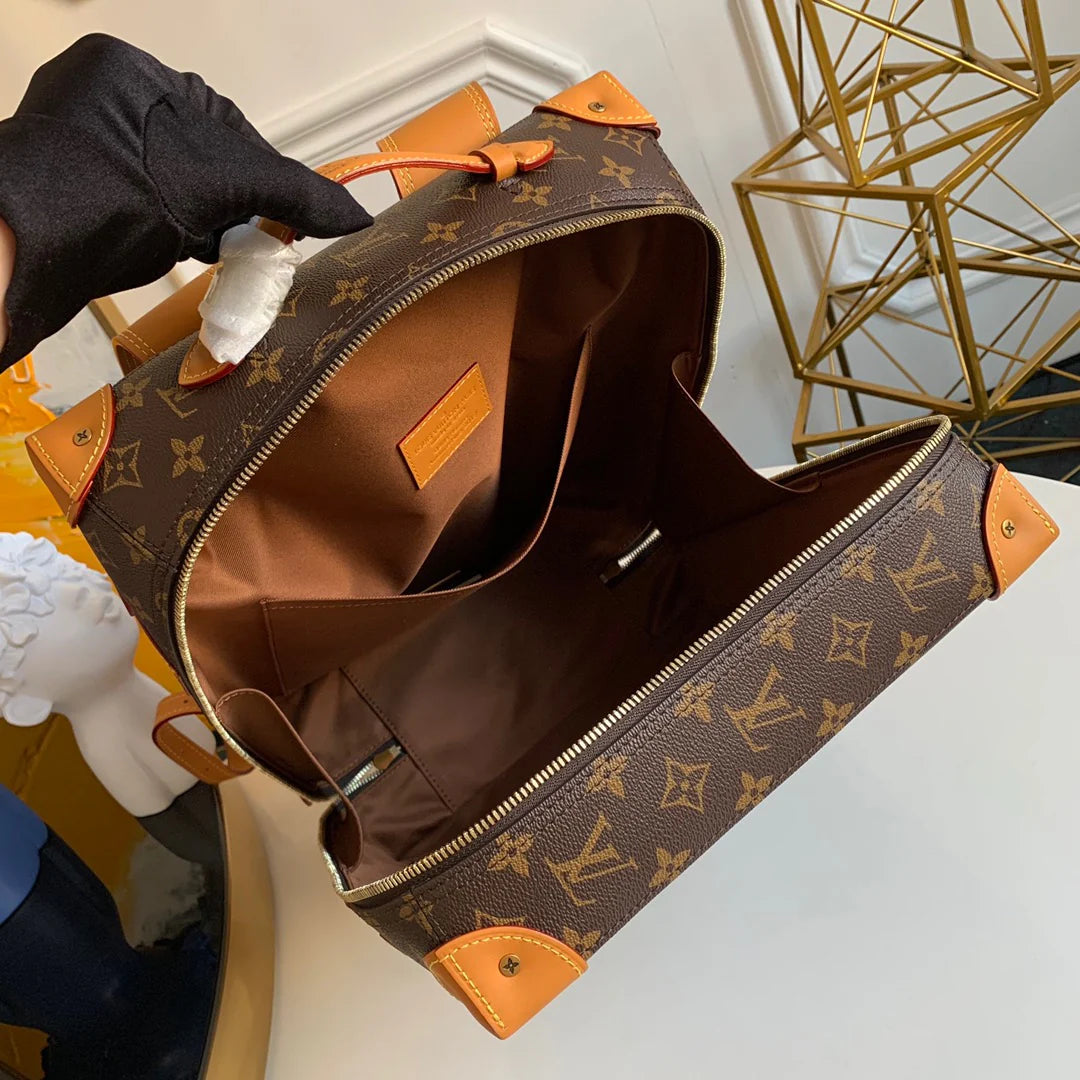 LV BAG M