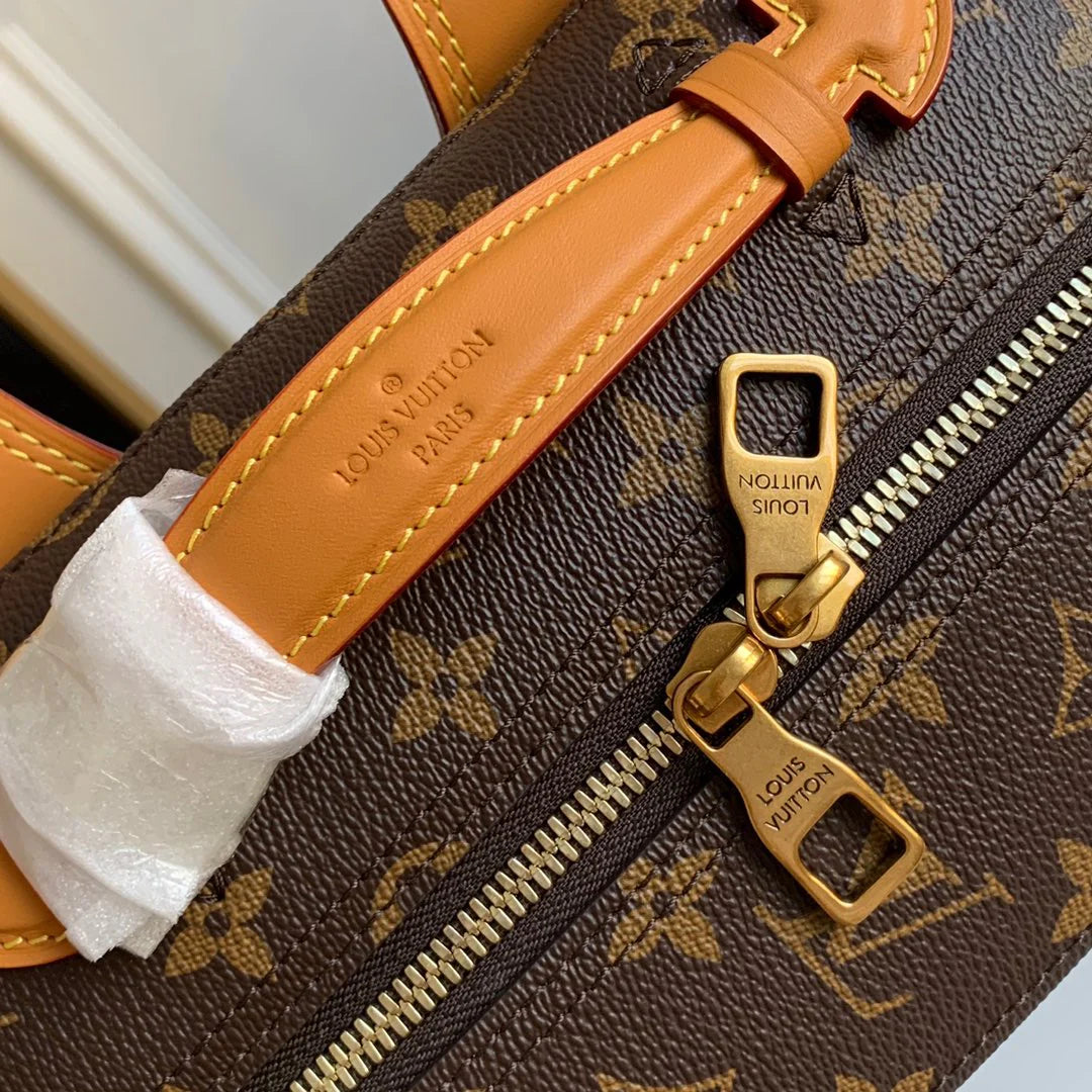 LV BAG M