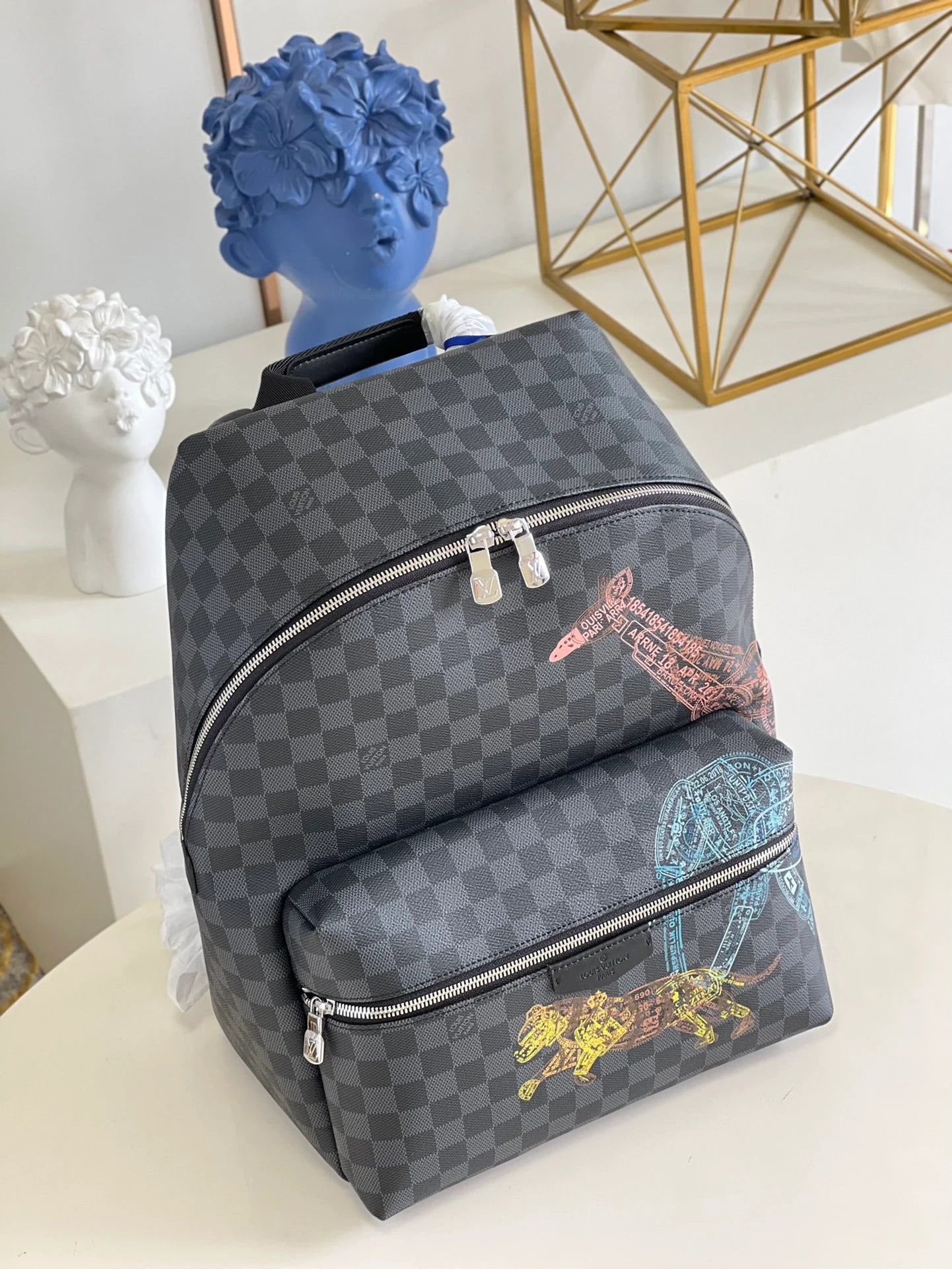 LV BAG M