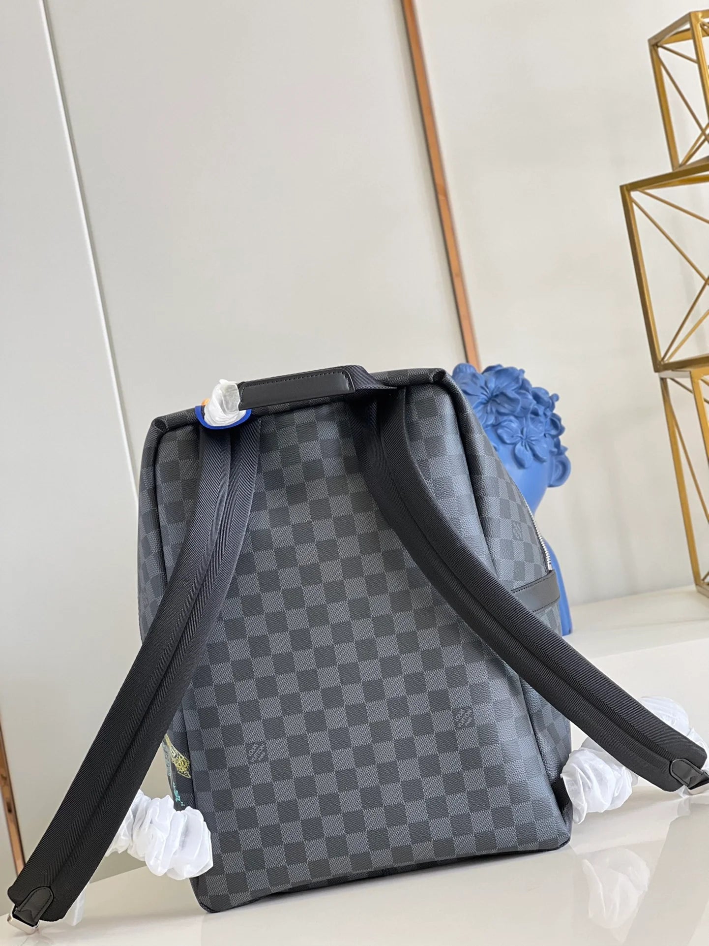 LV BAG M