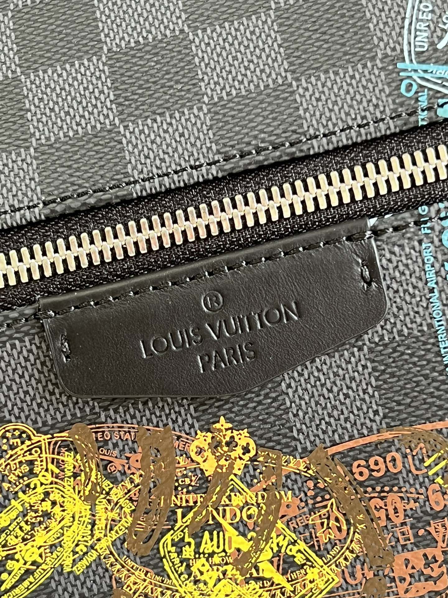 LV BAG M