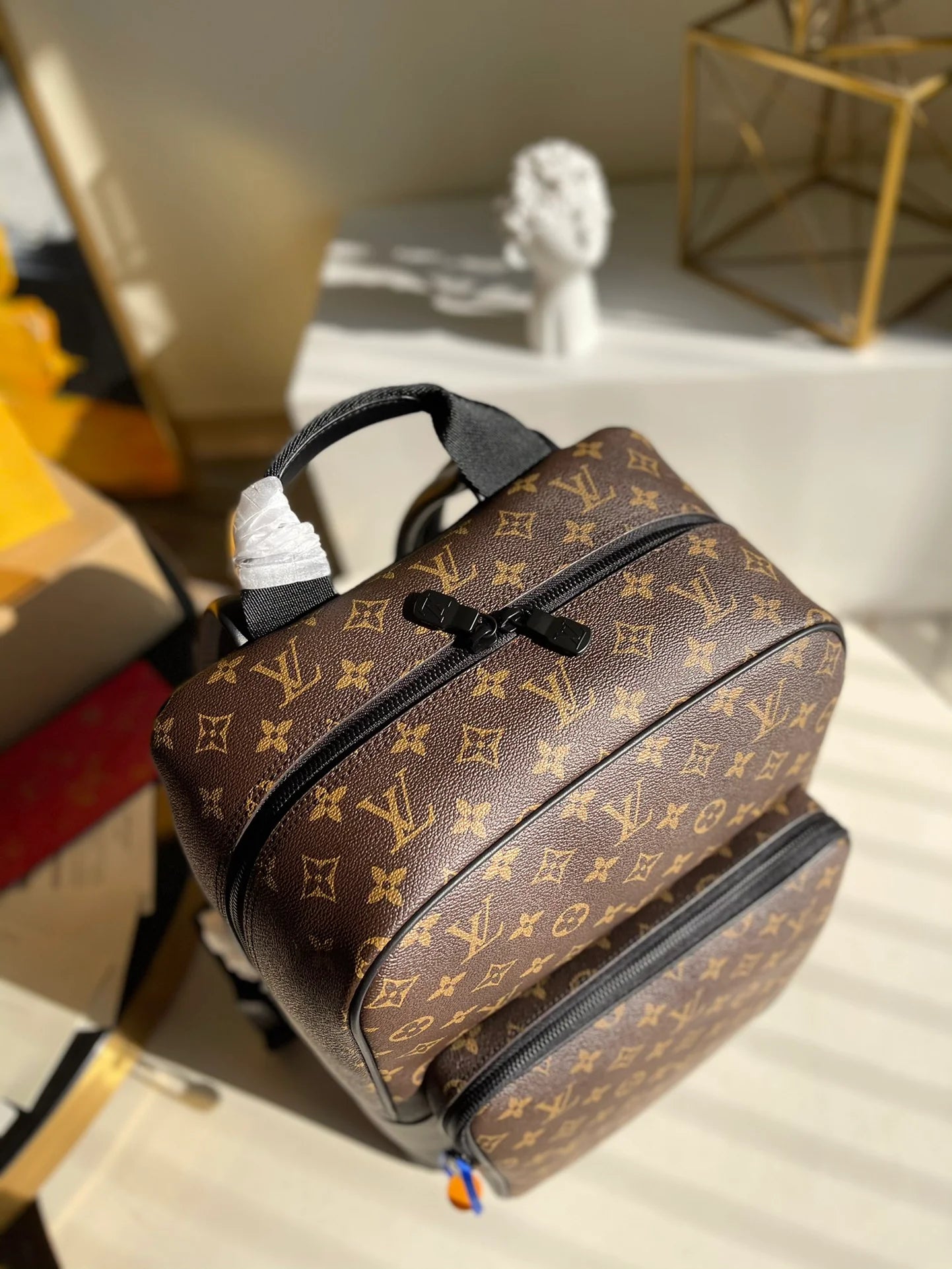LV BAG M
