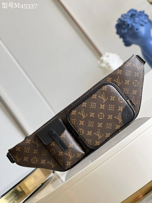 LV BAG M