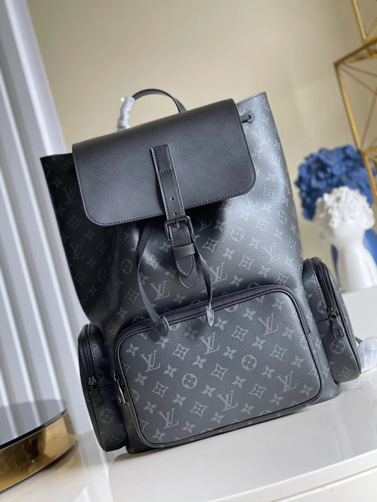 LV BAG M
