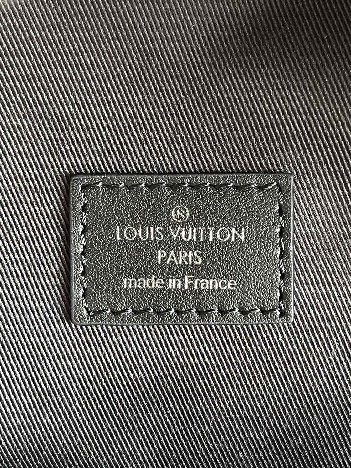 LV BAG M45760
