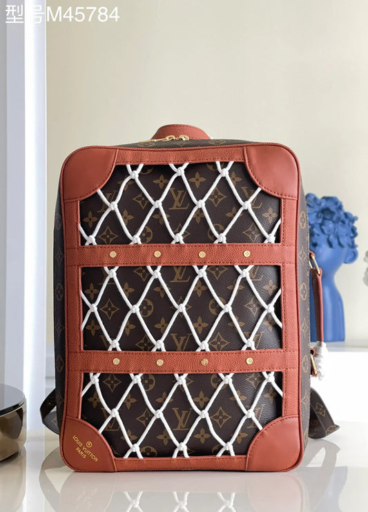 LV BAG M