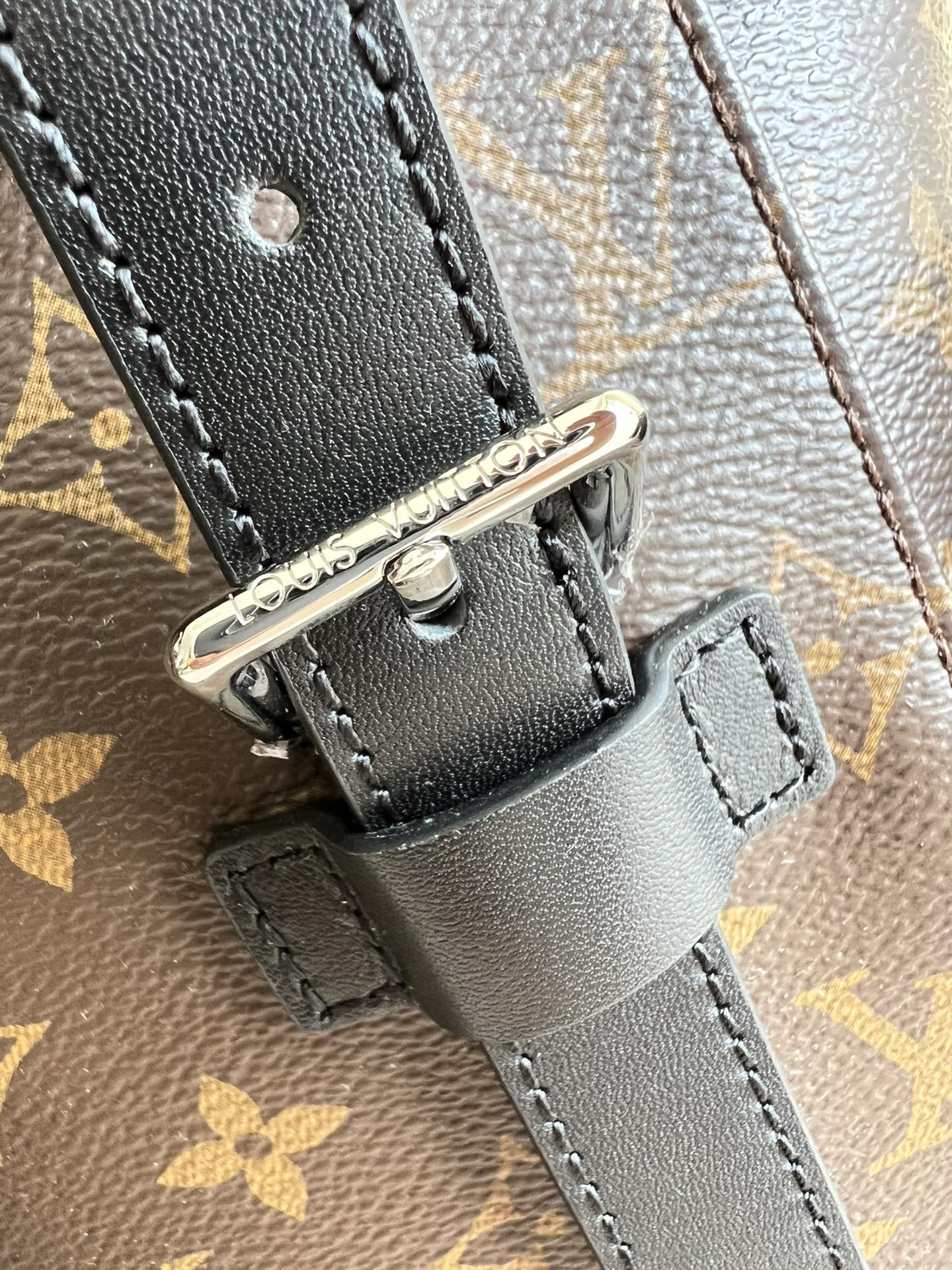 LV BAG M46247