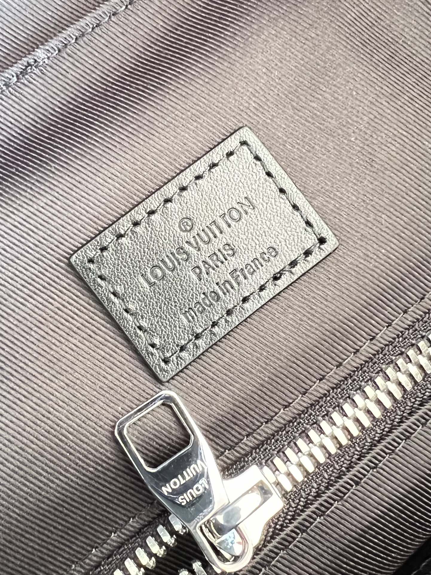 LV BAG M46247