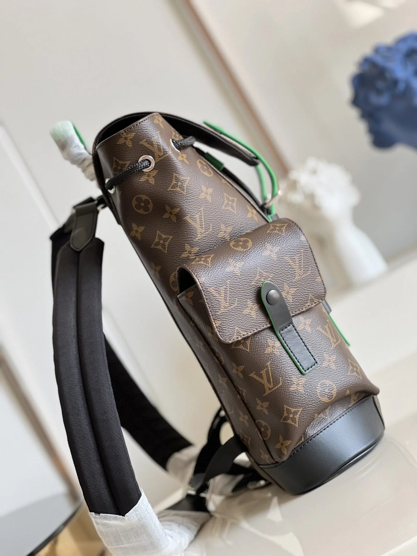LV BAG M46247