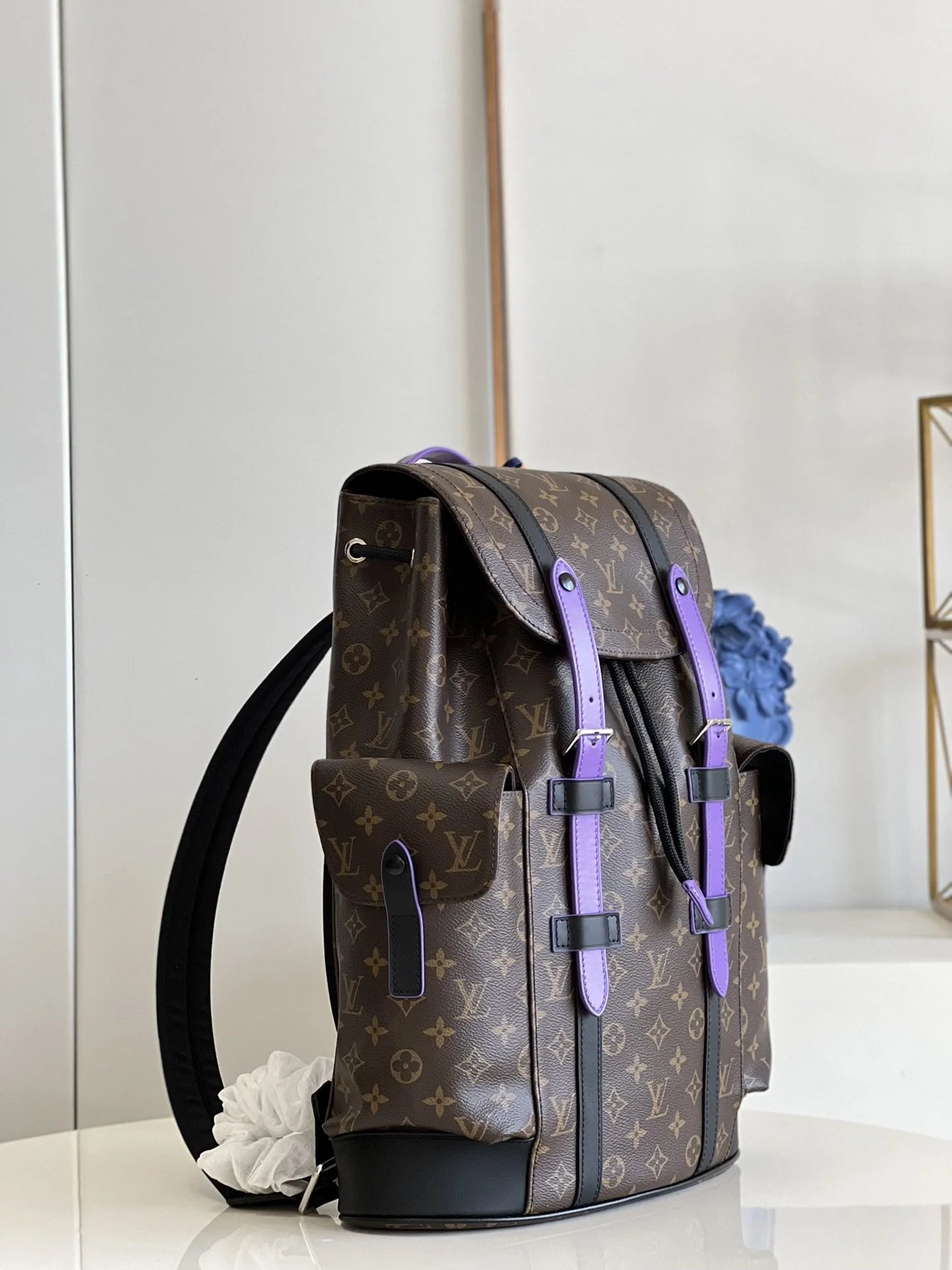 LV BAG M