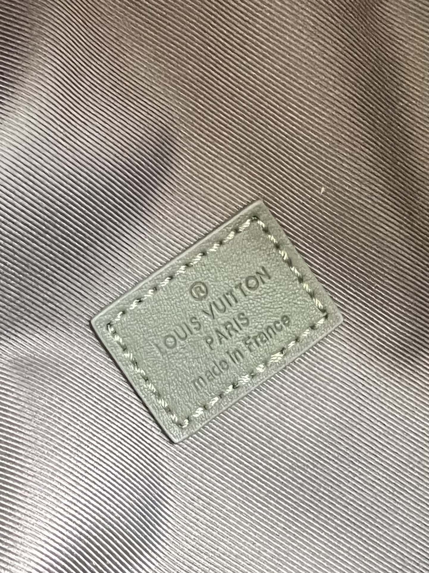 LV BAG M57079