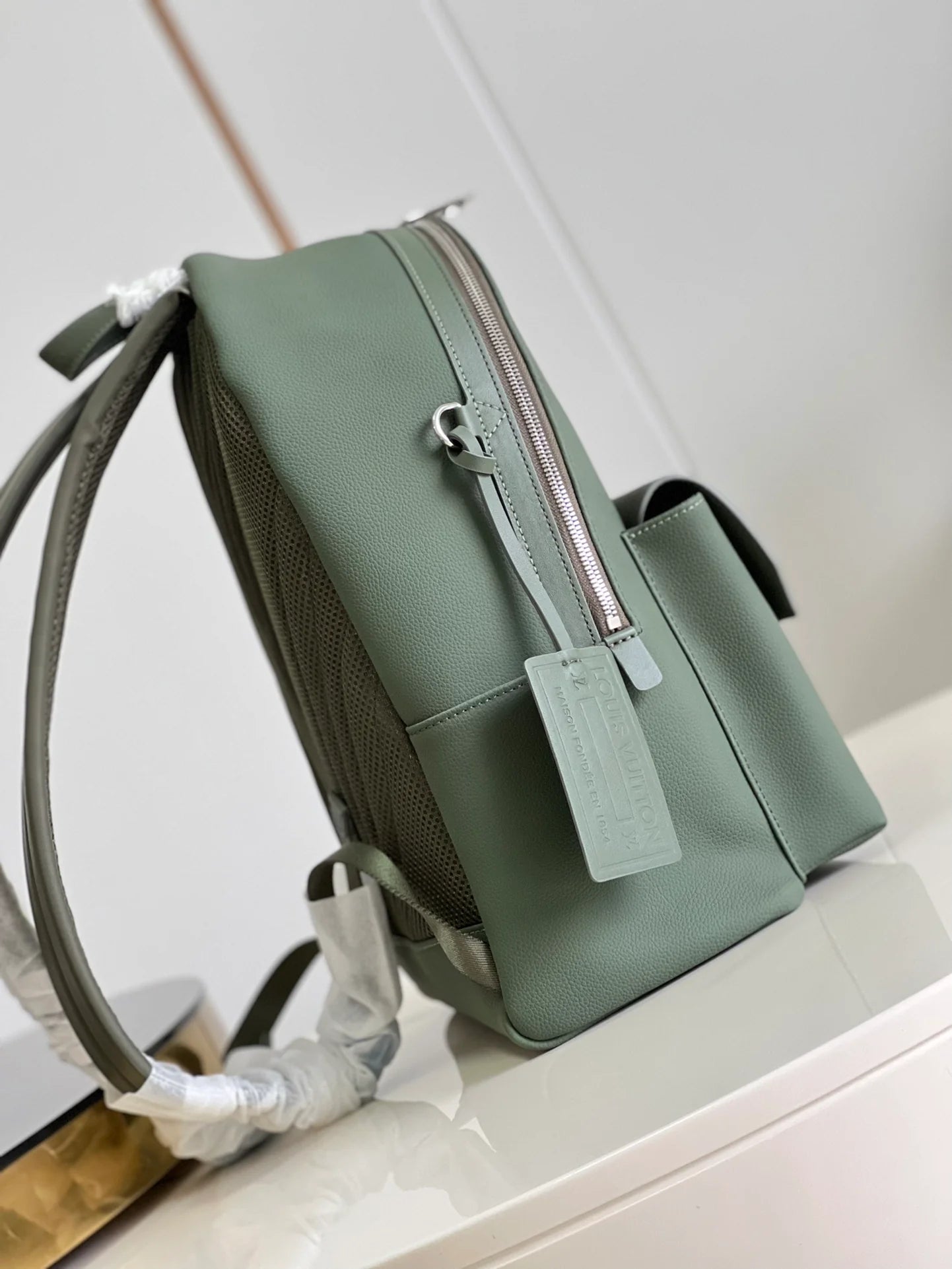 LV BAG M57079