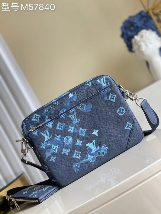 LV BAG M
