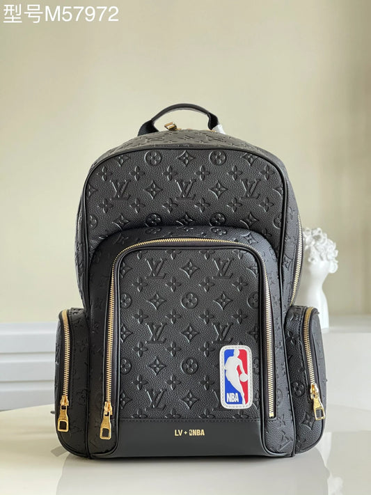 LV BAG M